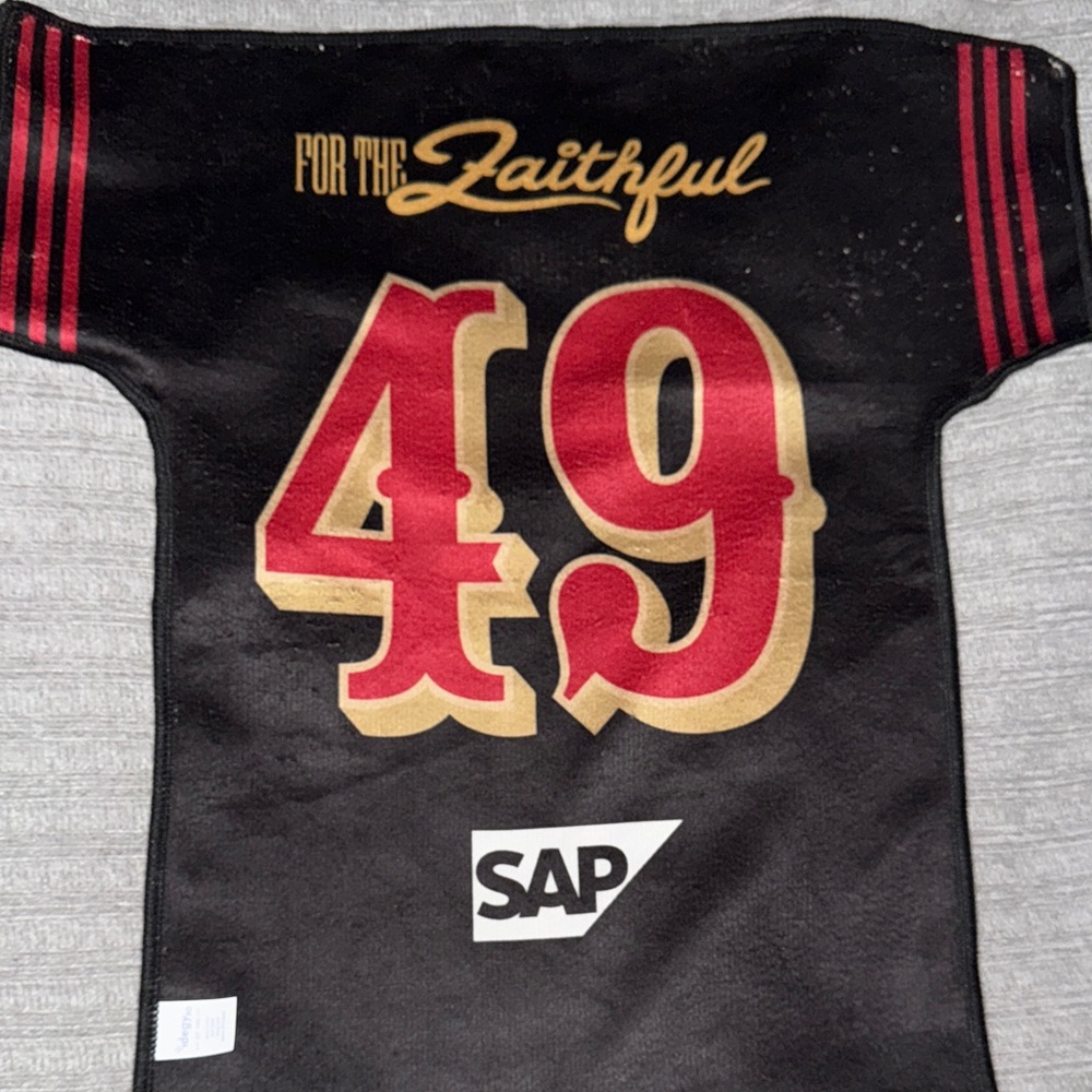 Black Jersey & Red 49ers | vs Seahawks swag Rally TOWEL  Levi Stadium 🏟️ game 18